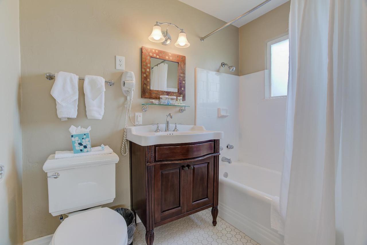 Sandpiper Inn Carmel-by-the-Sea Екстериор снимка