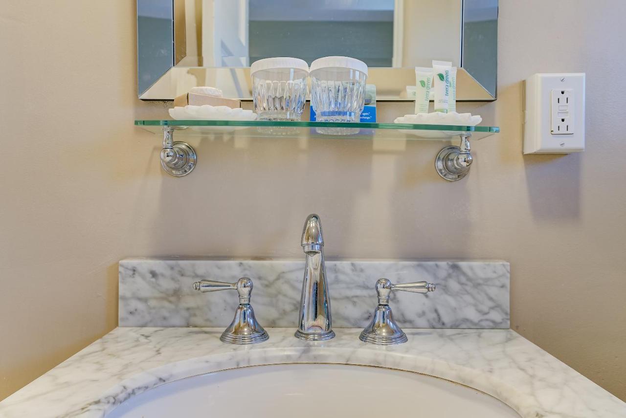 Sandpiper Inn Carmel-by-the-Sea Екстериор снимка